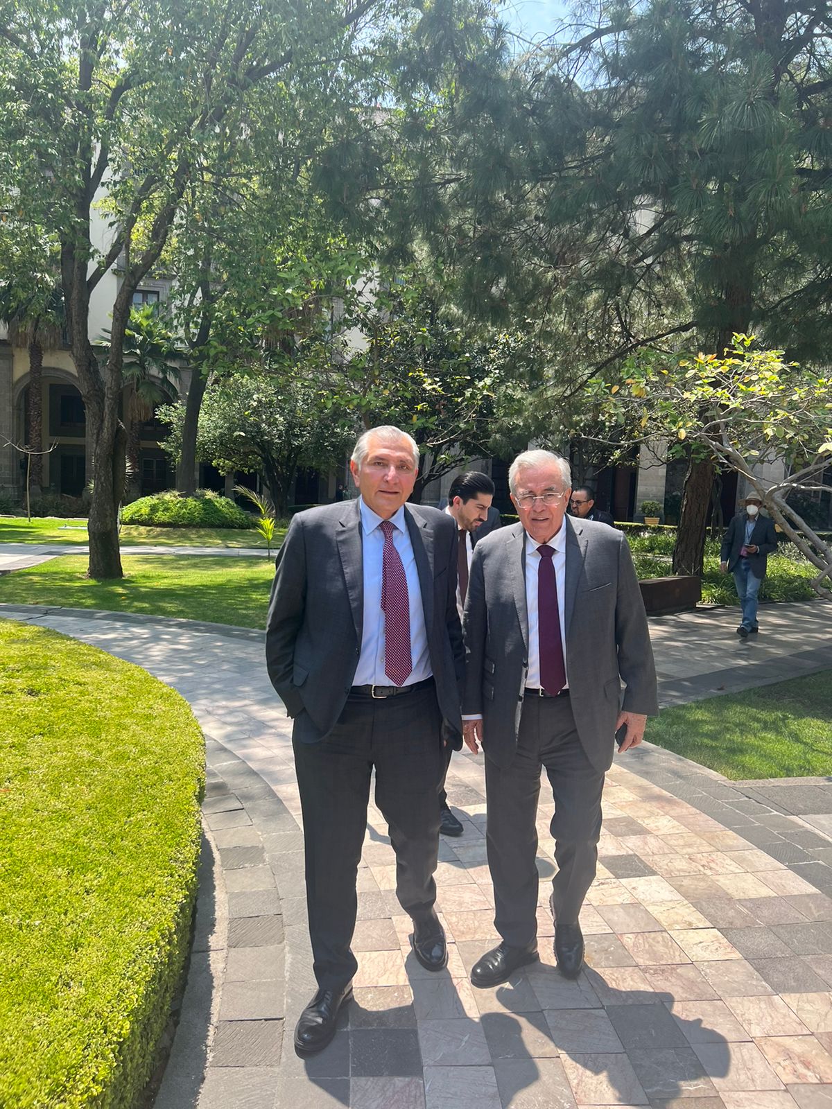 PHOTO-2023-04-26-14-00-41 (2)